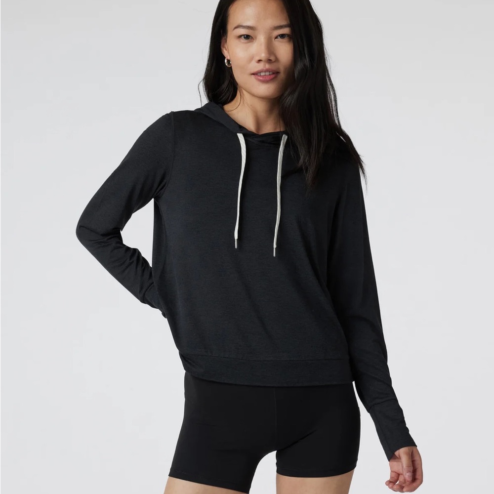 Halo Essential Hoodie